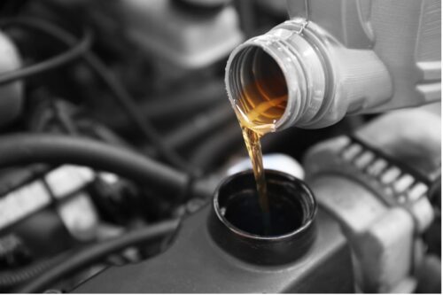 An Expert Guide to Honda CR-V Oil and Fluid