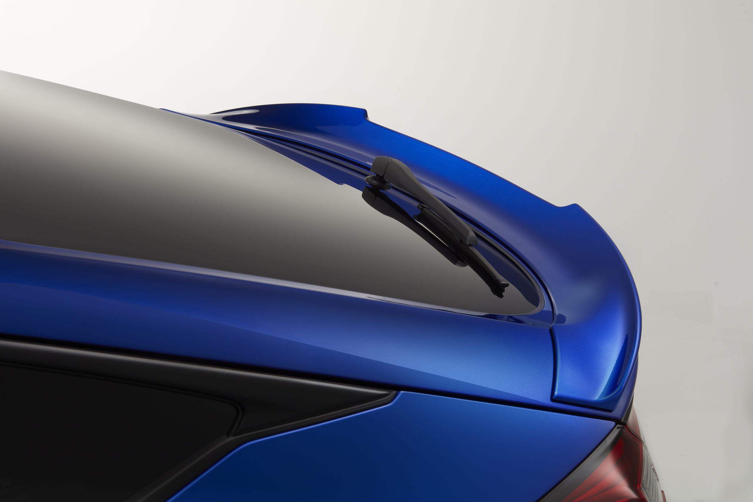 https://www.coxmotorparts.co.uk/wp-content/uploads/2022/09/2023-civic-ducktail-spoiler-08f02-t50-6s0h-scaled.jpg